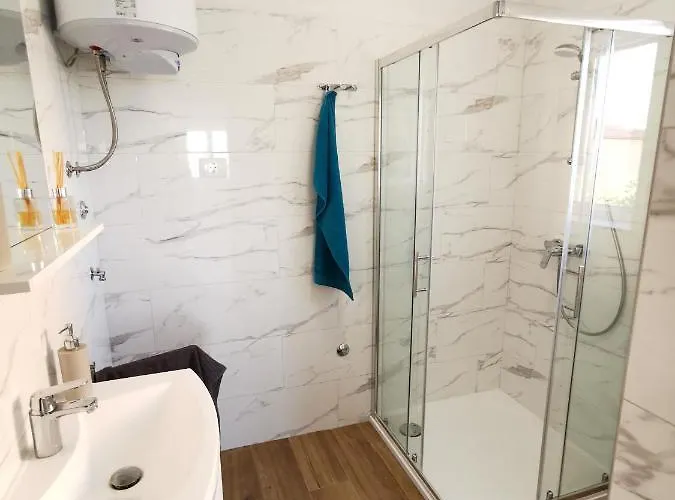 Blue * Privlaka (Zadar)